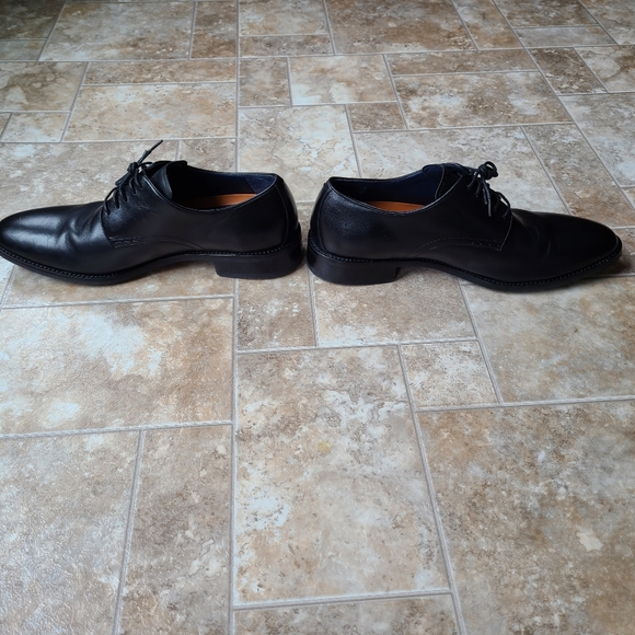 Cole Haan New Men's 10 Oxford style dress shoes - Picture 3 of 6